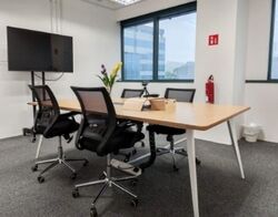 UE BIZHUB CENTRAL (D20), Office #589744851